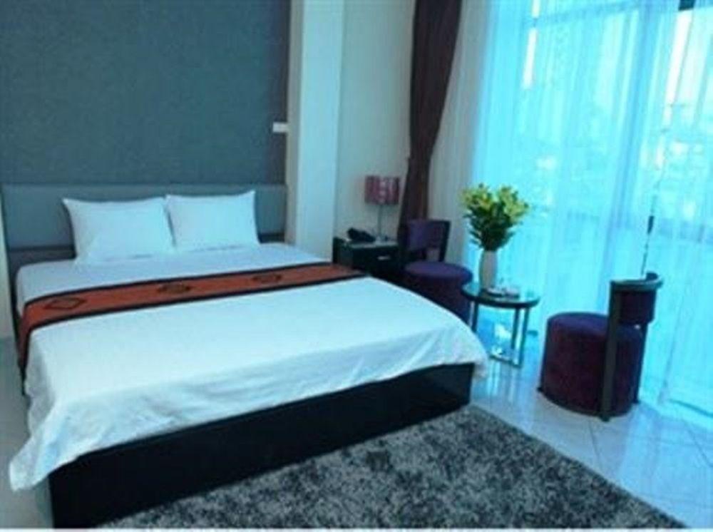 Phu Nhuan Hotel Hanoï Extérieur photo